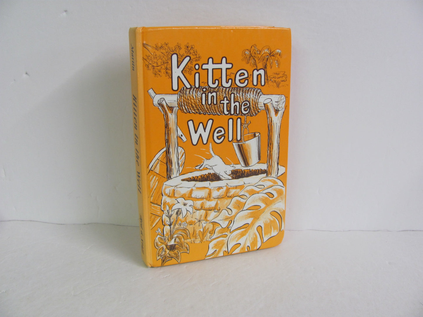 Kitten in the Well Rod & Staff Pre-Owned Martin Fiction Books