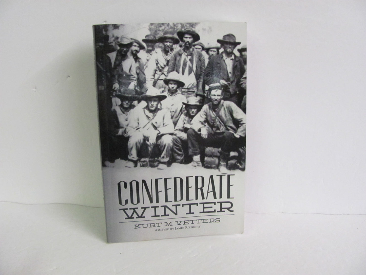 Confederate Winter Pre-Owned Vetters America At War Books