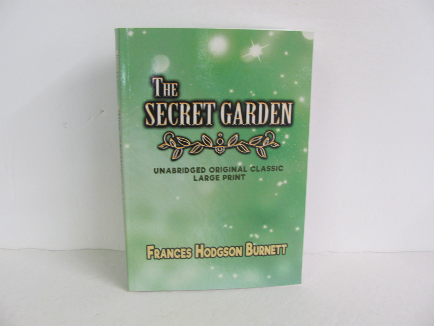 The Secret Garden Pure Snow Pub Pre-Owned Burnett Fiction Books