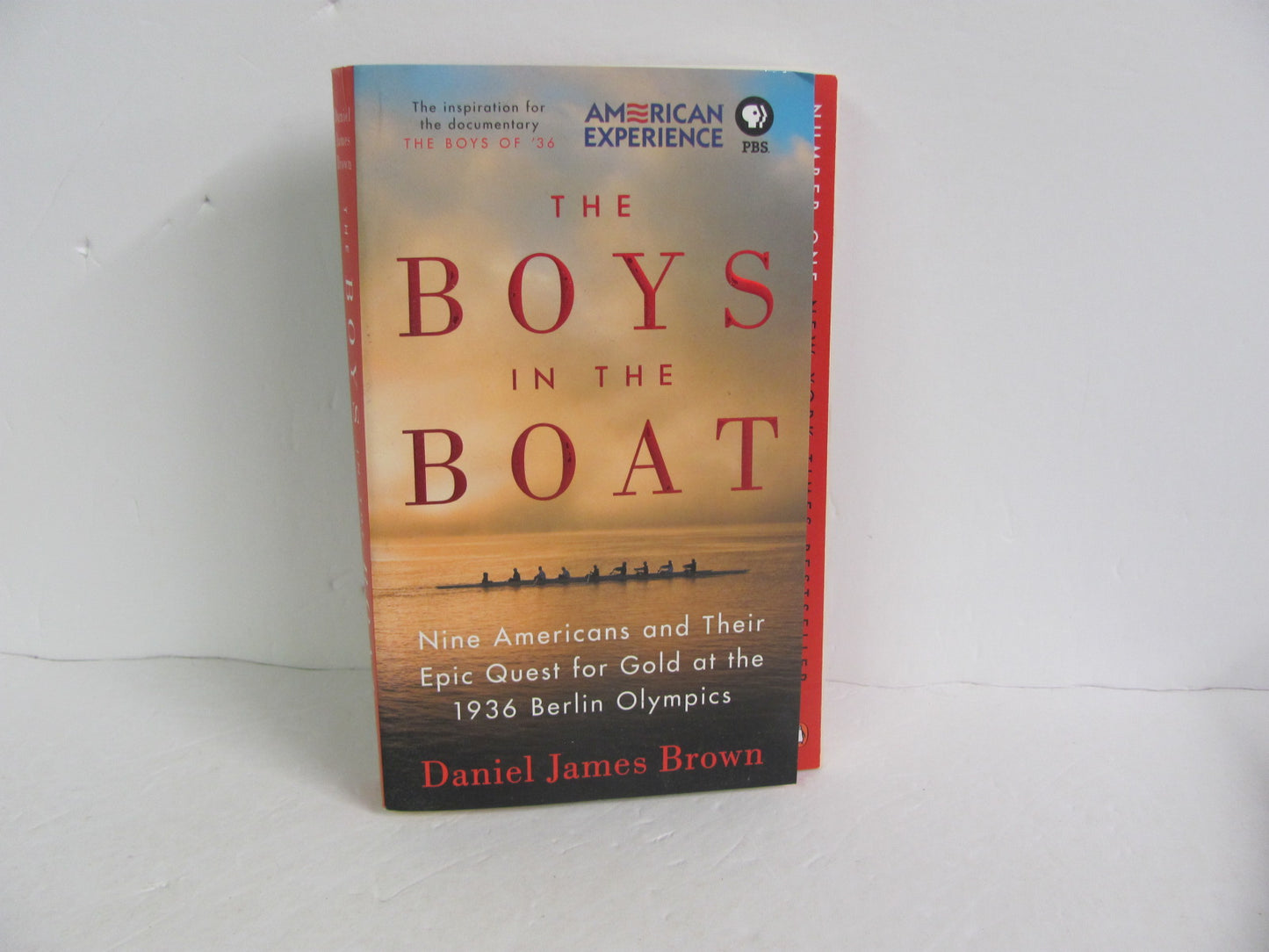 The Boys in the Boat Penguin Pre-Owned Brown Fiction Books